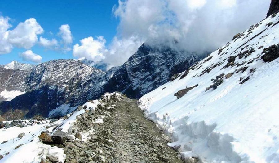 Sach Pass Trek - A Difficult Trek In Himachal Pradesh - Pahadi Log