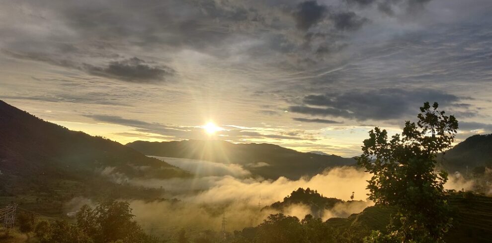 Delhi to Pithoragarh Taxi booking Services