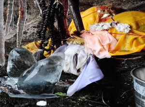 Shivling-at-Timarsain-Mahadev-Temple