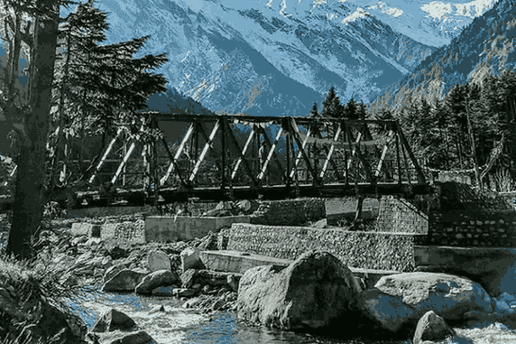 Harsil village in Uttarakhand near Gangotri